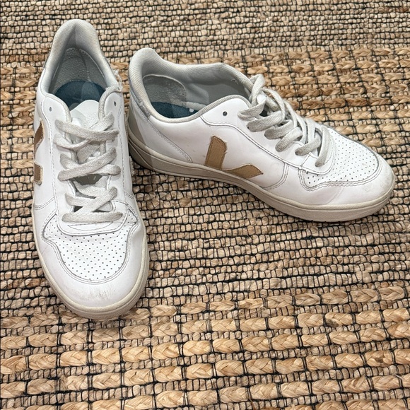 Veja Shoes - Veja Women’s White Leather Sneakers with gold 'V' Accent